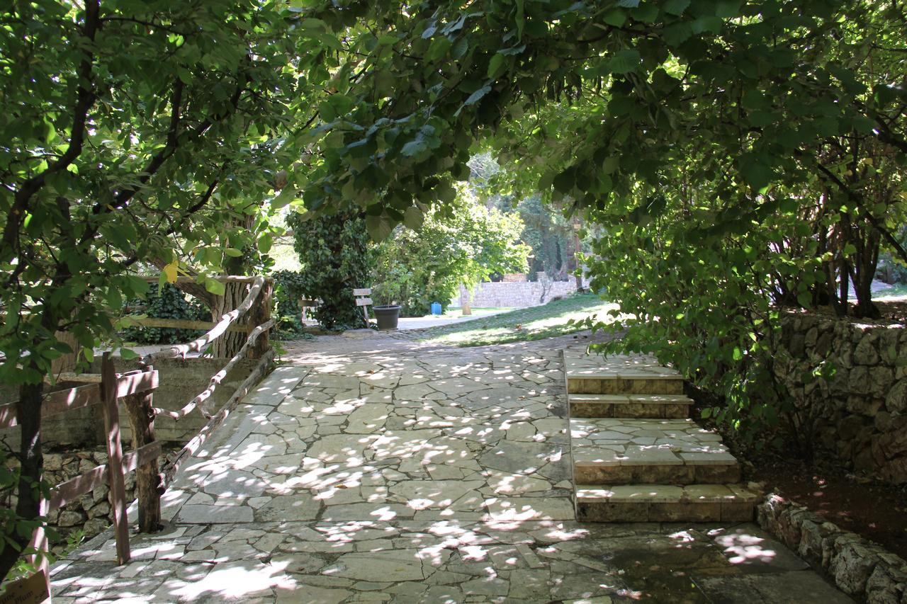 Hotel Domaine de Chouchene Sahrat al Qashsh Exterior foto